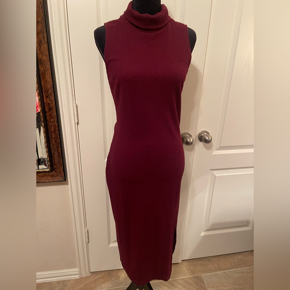 Noise Deep Red Midi Knit Dress